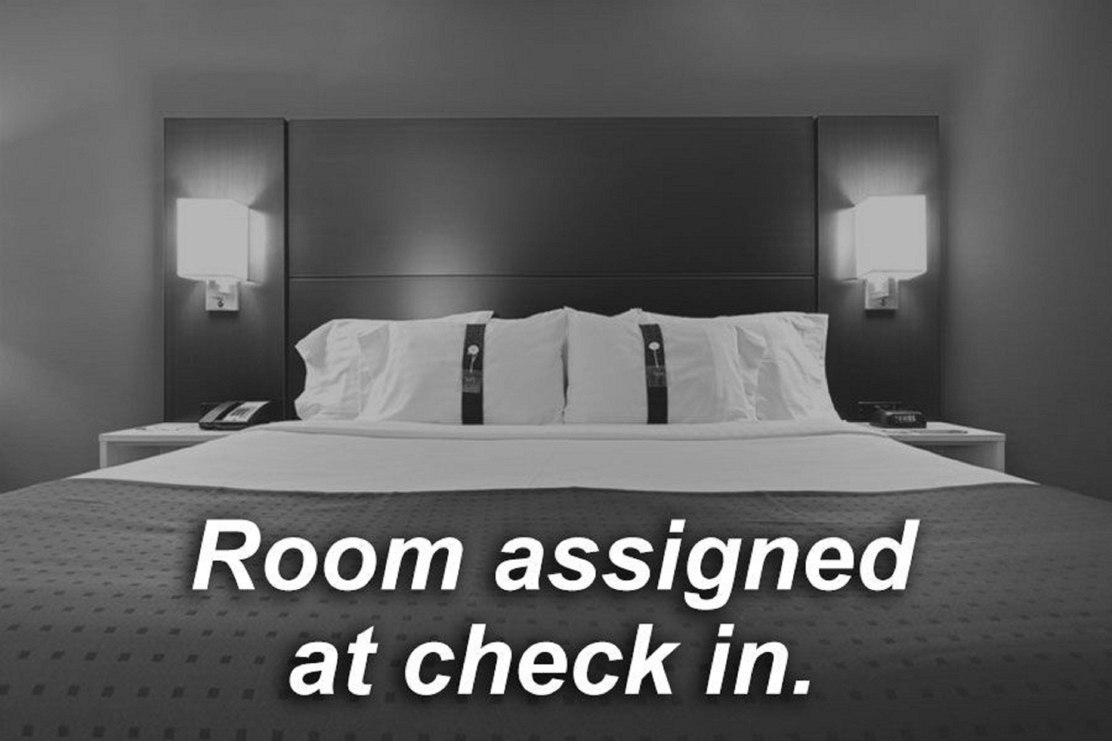 Holiday Inn Express Hotel & Suites Clarksville Экстерьер фото