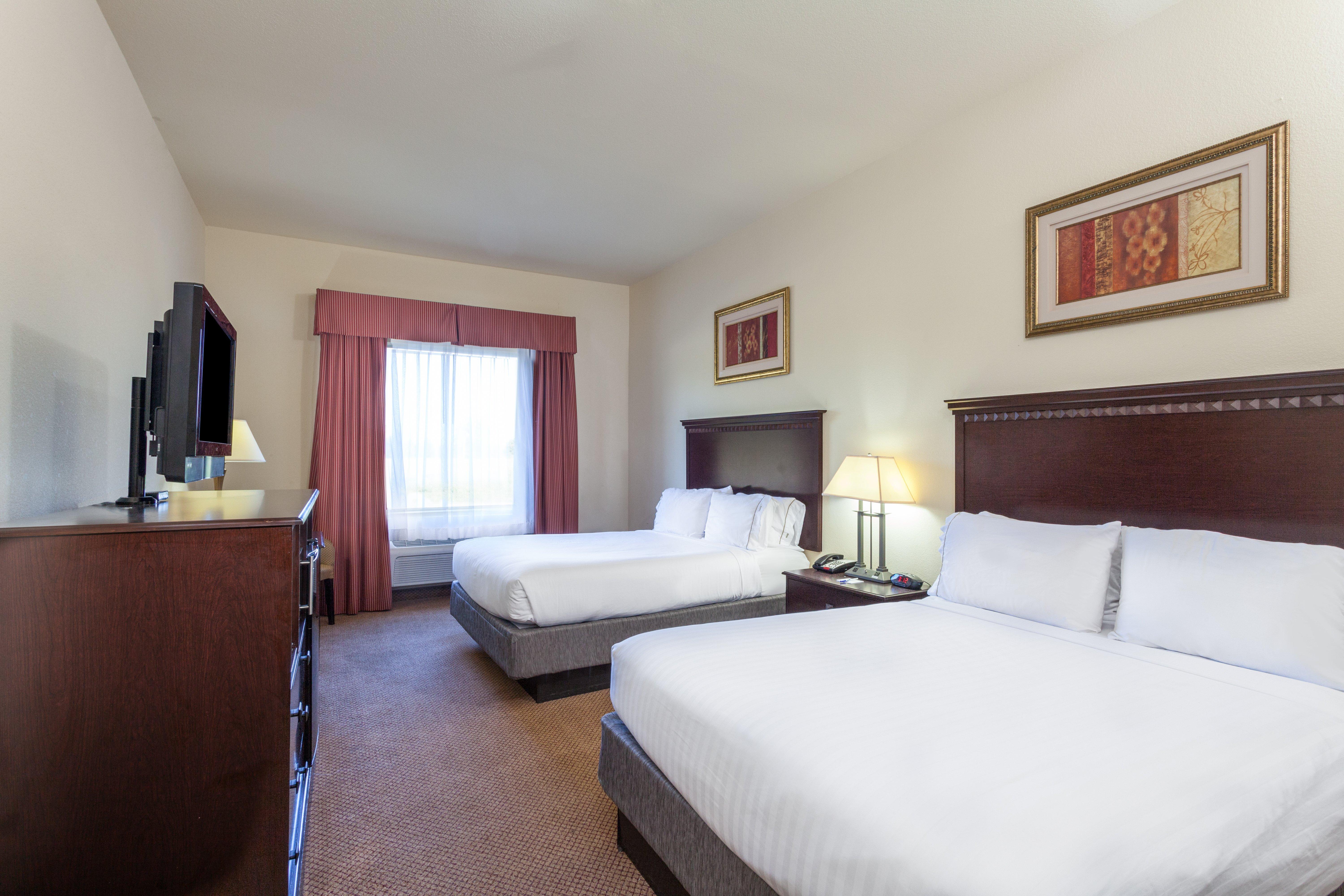 Holiday Inn Express Hotel & Suites Clarksville Экстерьер фото