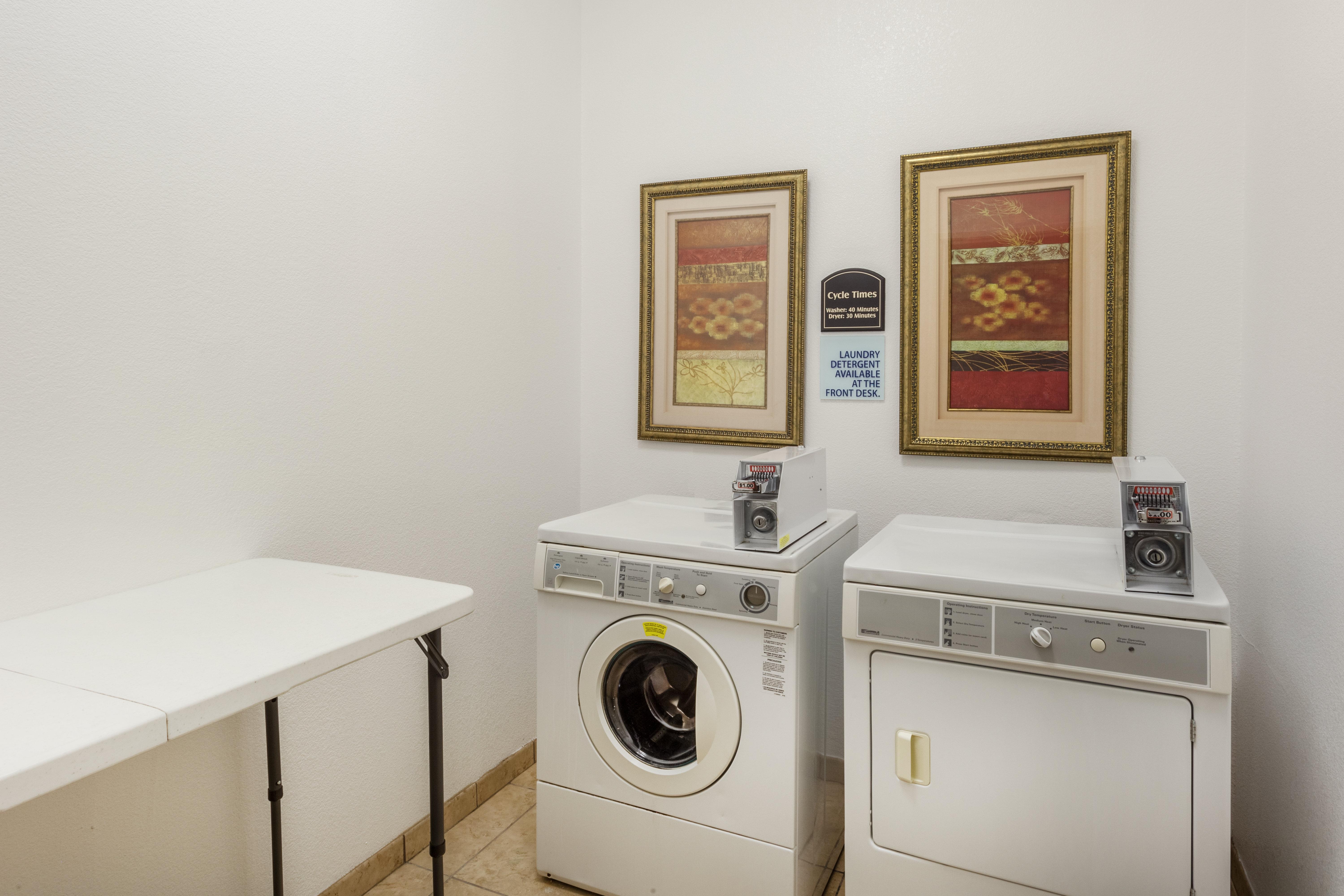 Holiday Inn Express Hotel & Suites Clarksville Экстерьер фото