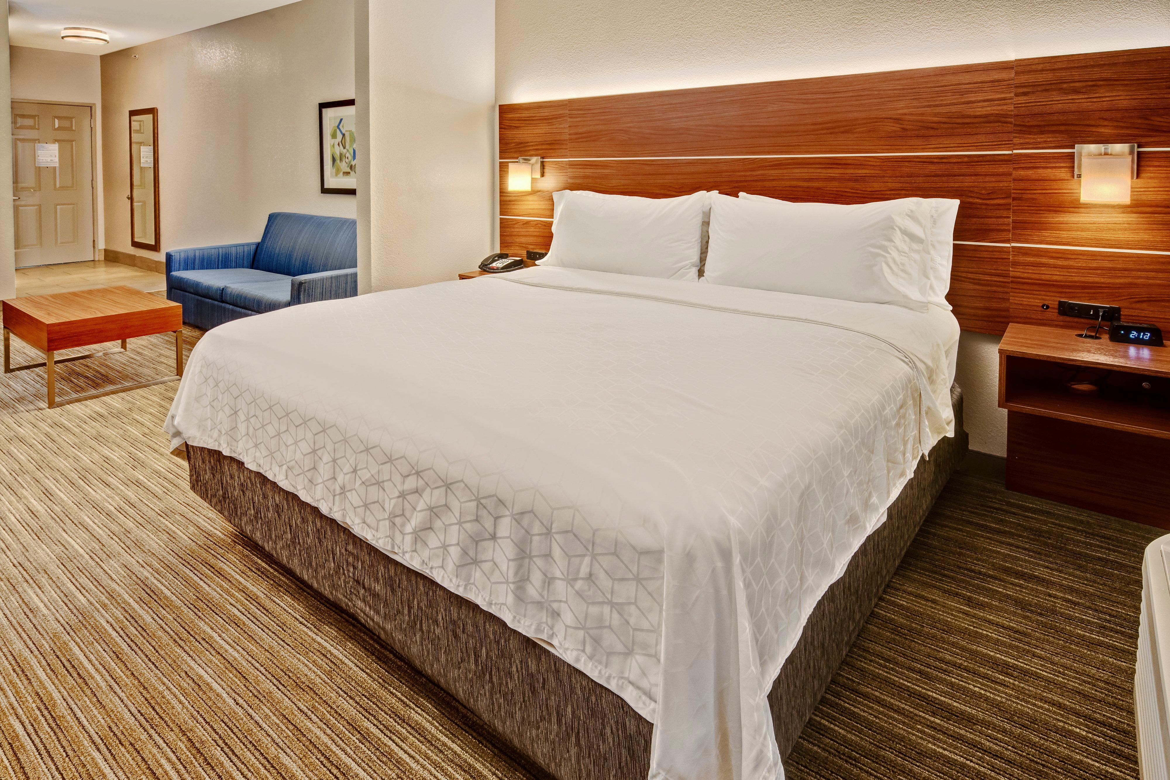 Holiday Inn Express Hotel & Suites Clarksville Экстерьер фото