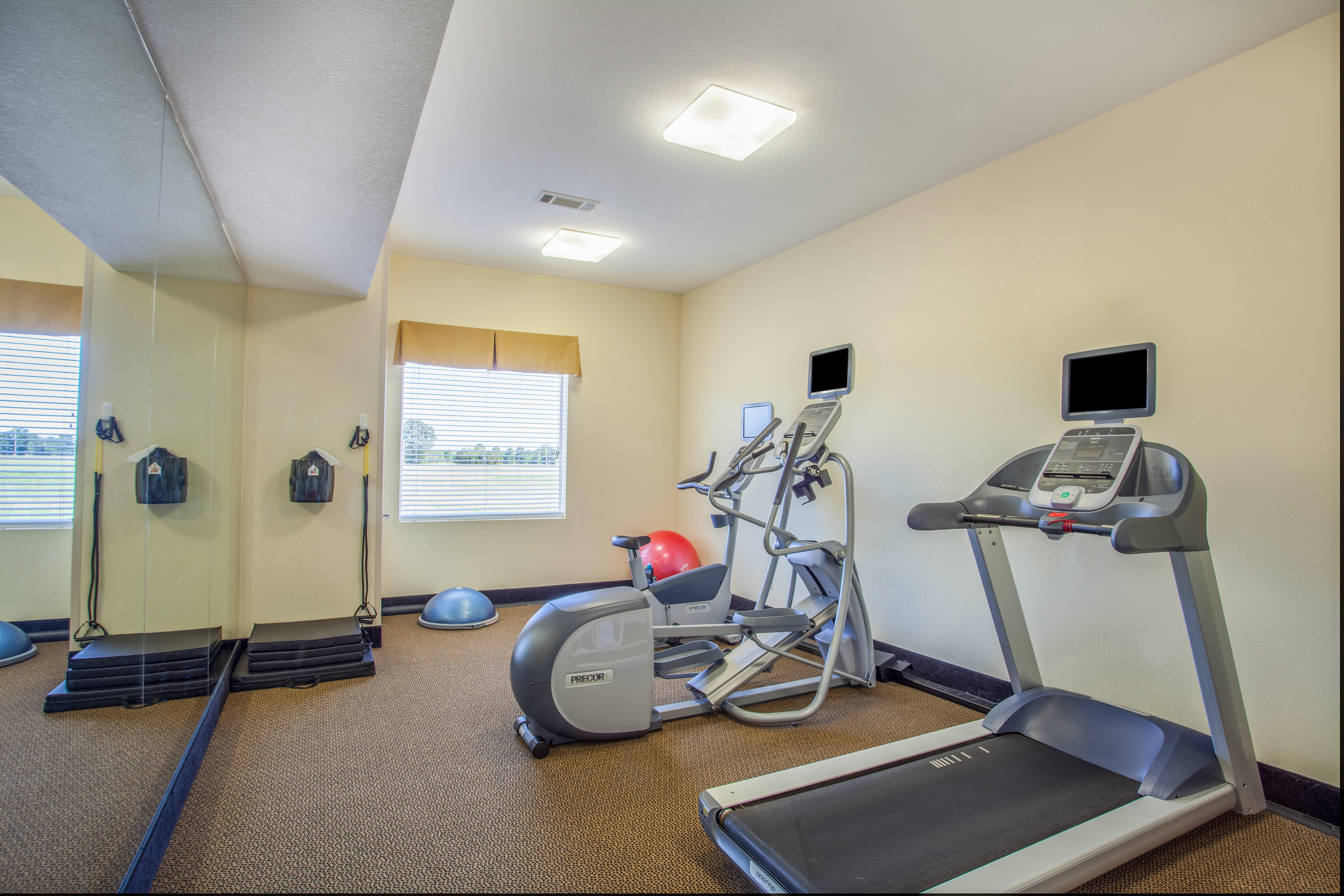Holiday Inn Express Hotel & Suites Clarksville Экстерьер фото